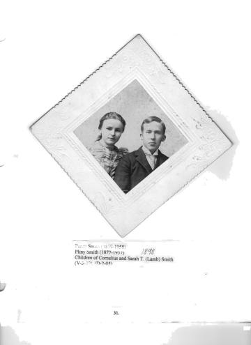Citizens of Cabot, Book 1, Page 31: Smith, Pansy & friend, 1898