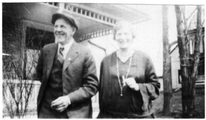 Frederic Hopkins (1876–1939) and wife, Jessie (Grow) Hopkins.