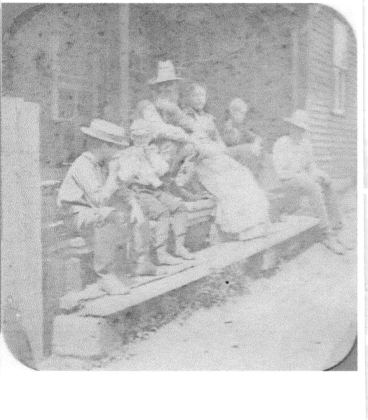 Unlabeled group (Read family photos).